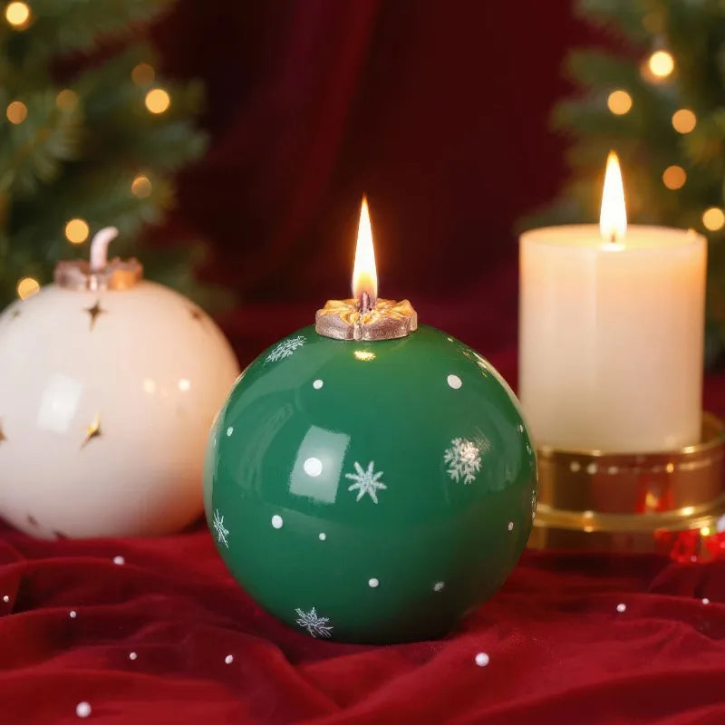 Christmas Snowball Aromatherapy Candle